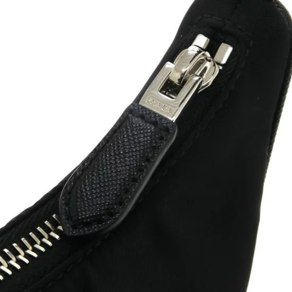 Prada 2005 Bag iconic enameled triangle logo Black - Picture 7 of 9